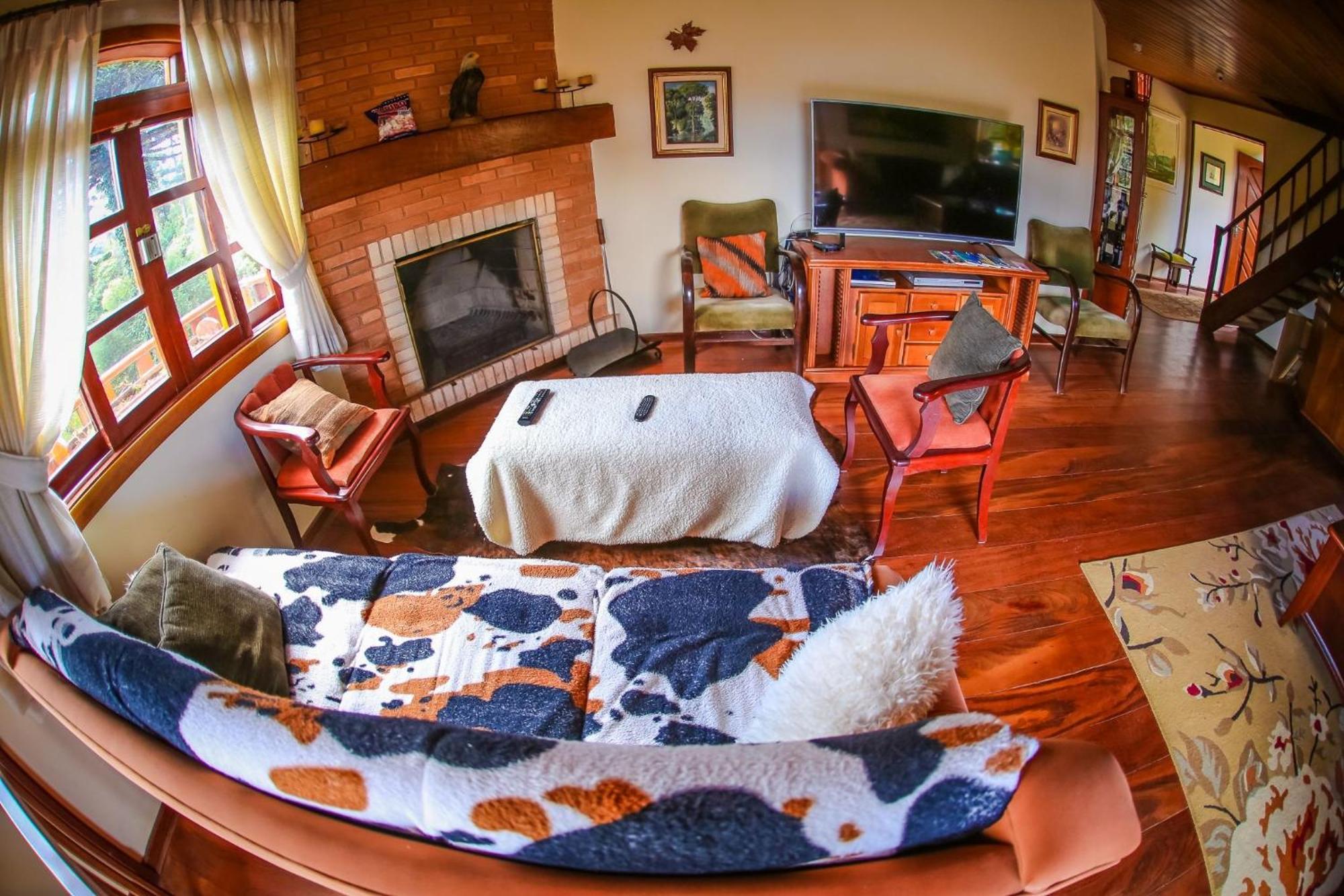 Mansao Austriaca Guesthouse Campos do Jordão Eksteriør bilde